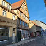 Fachwerkzeit Haus Mit Zwei 크베들린부르크