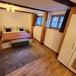 Fachwerkzeit Haus Mit Zwei 아파트 *