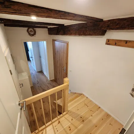 Апартаменты Fachwerkzeit Haus Mit Zwei Кведлинбург
