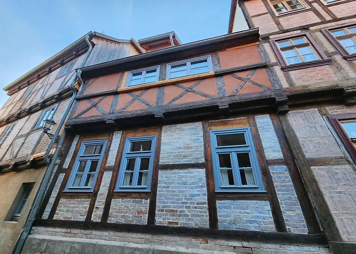 Fachwerkzeit Haus Mit Zwei Кведлинбург